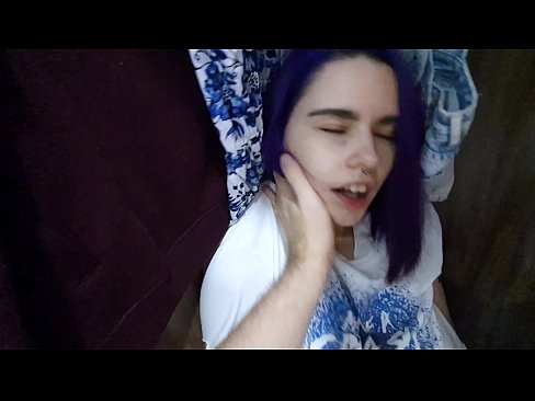 ❤️ Хоҳарамро дар ҷевон ёфт ва ба ӯ кӯмак кард ❤  Секс  дар мо tg.com-porn-mz.ru ❌️